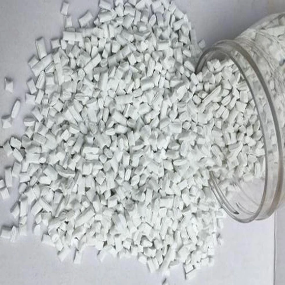 white-polypropylene-granules-1.webp