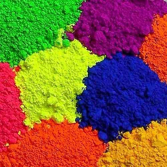 colorful-rangoli-powder-2.webp