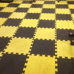 Interlocking Square Rubber Tile