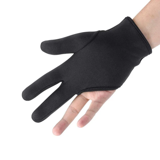 three-finger-gloves-1.webp