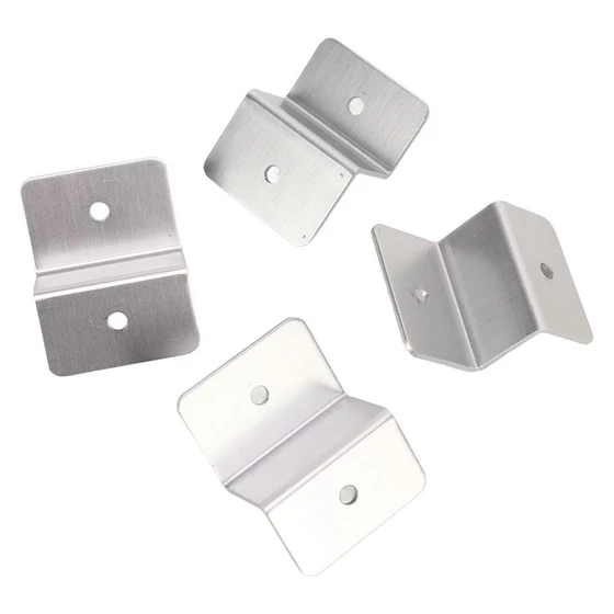 solar-aluminum-corner-bracket-1-1.webp