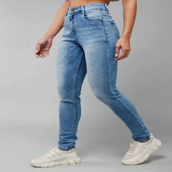 women-denim-jeans-2.webp