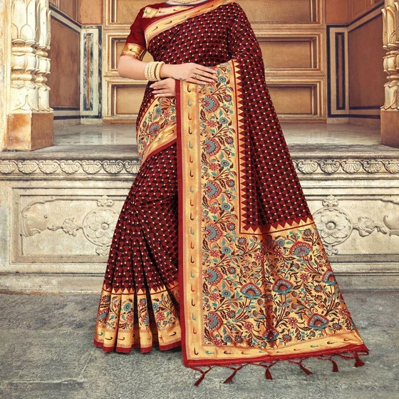kanaklata-designer-saree-1.webp