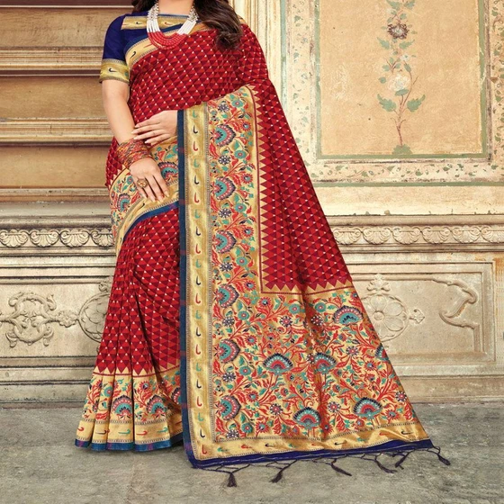 kanaklata-designer-saree-2.webp