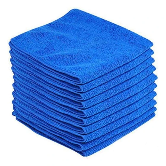 car-blue-cleaning-cloth-2.webp