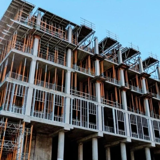 building-contractors-service-2.webp