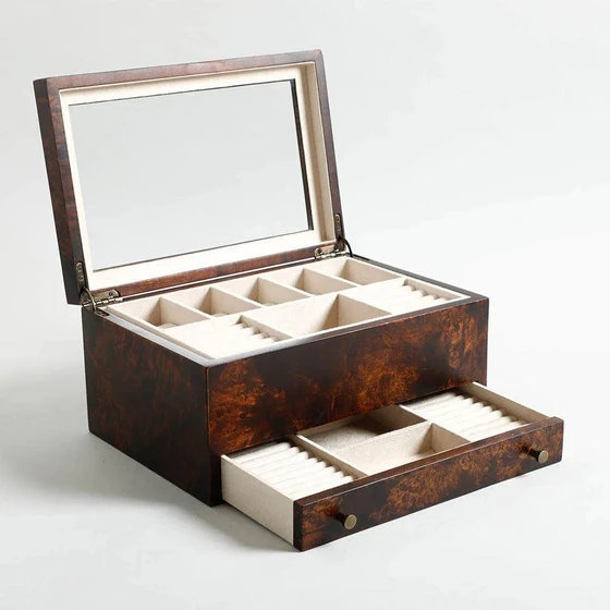 brown-jewellery-box-1.webp