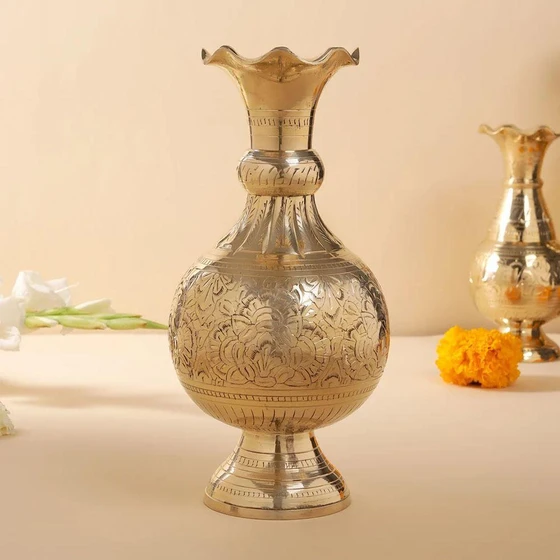 brass-flower-vase-2.webp