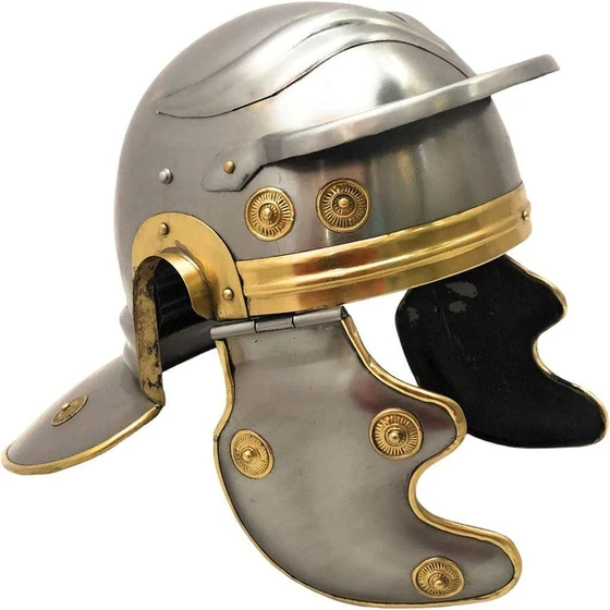 armor-roman-centurion-helmets-2.webp