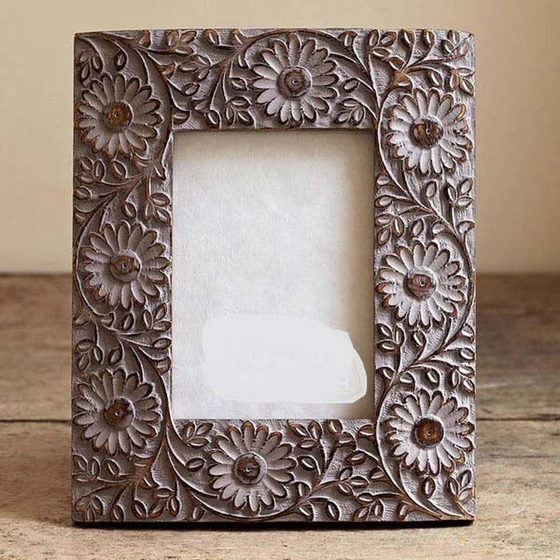 wood-mango-photo-frames-1.webp