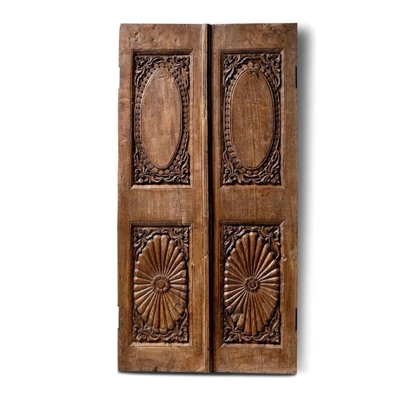 carved-wooden-doors-2.webp