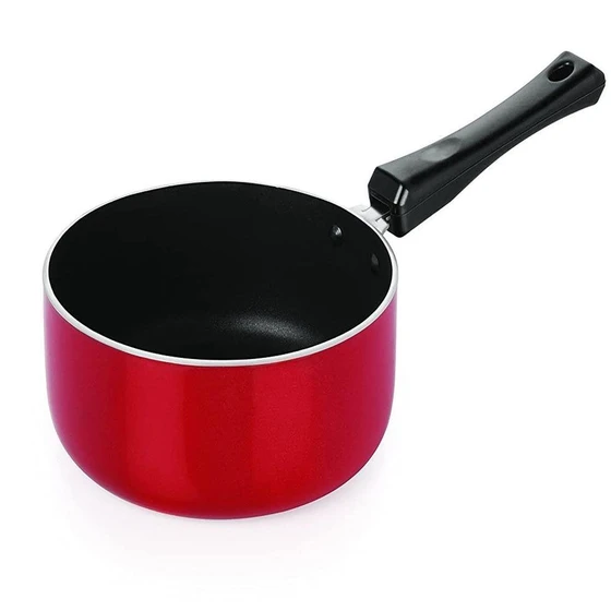 non-stick-saucepan-2.webp