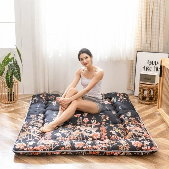floor-bed-mattress-1.webp