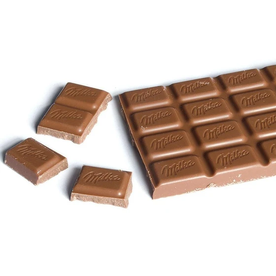 milk-chocolate-bar-1.webp