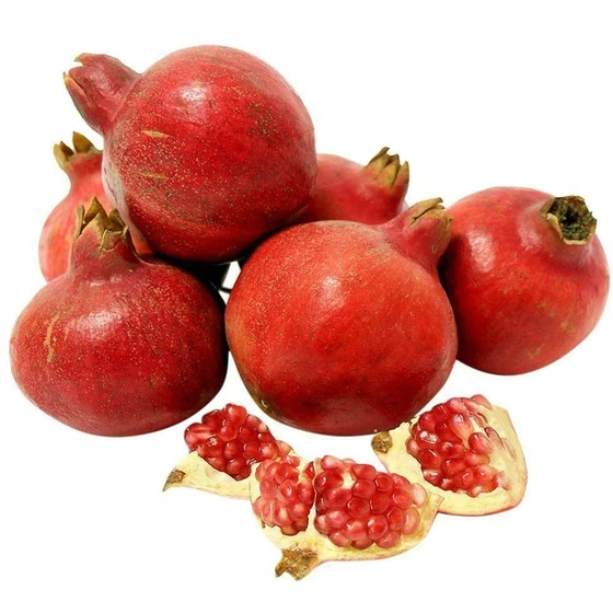 fresh-sweet-pomegranate-2.webp