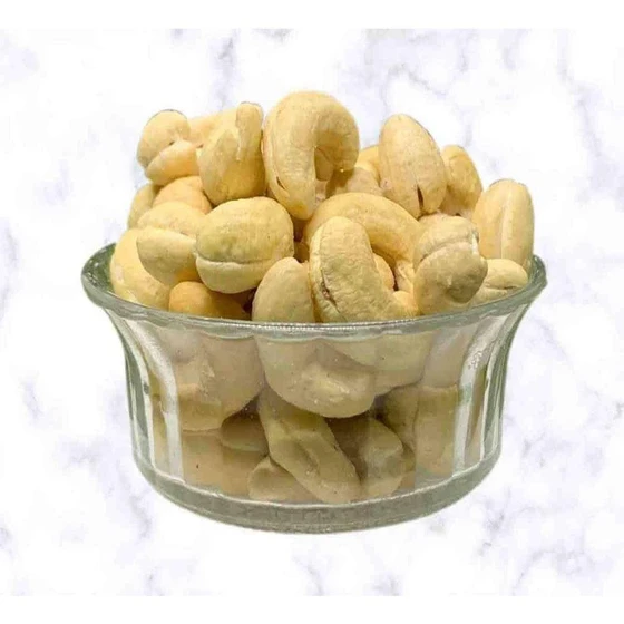 salted-natural-cashew-2.webp