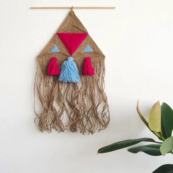 jute-wall-hanging-tassel-2.webp