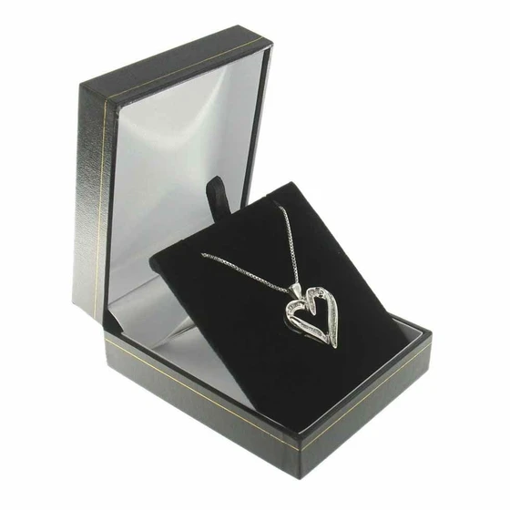 pendant-gift-box-2.webp