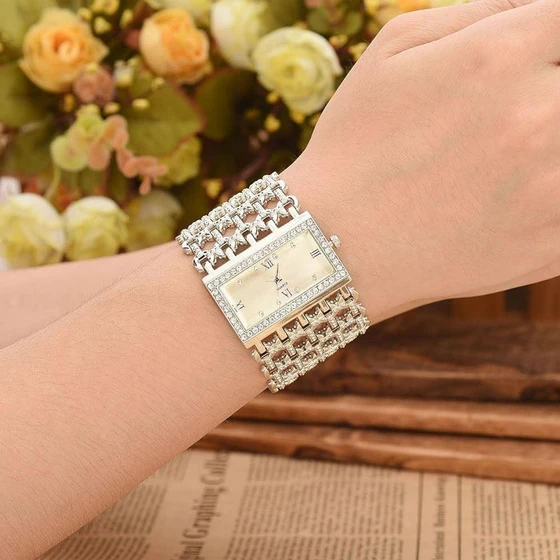 broad-watch-bracelet-2.webp