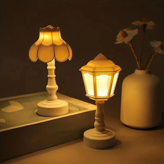 acrylic-miniature-lamp-2.webp