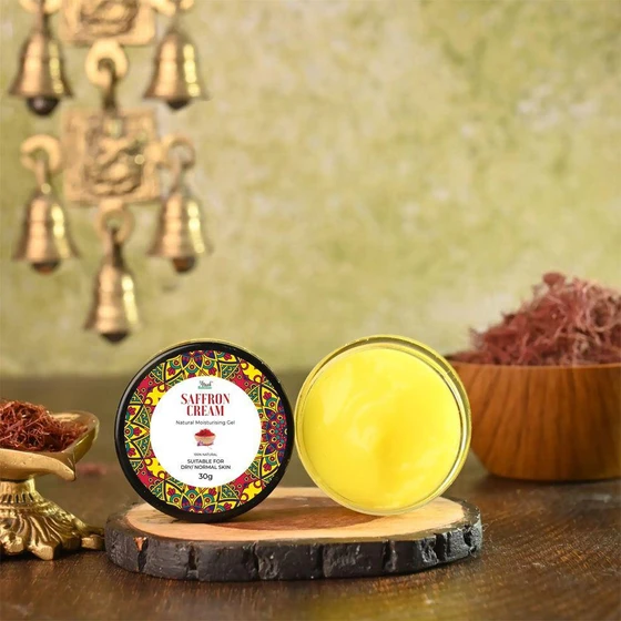 whitening-saffron-cream-1.webp