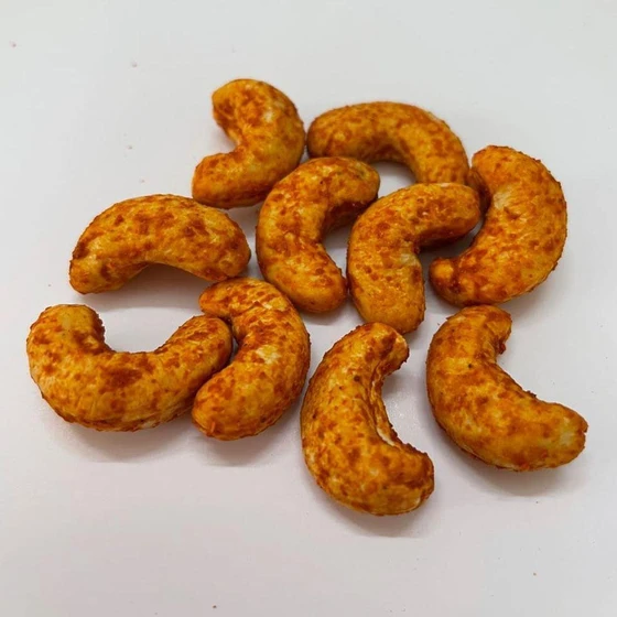 chilly-flavoured-roasted-cashew-nut-1.webp