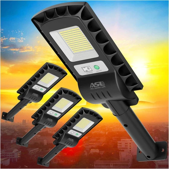 solar-4-pack-street-light-2.webp