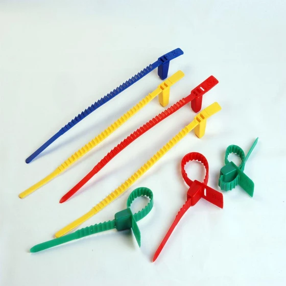 plastic-strip-seals-2.webp