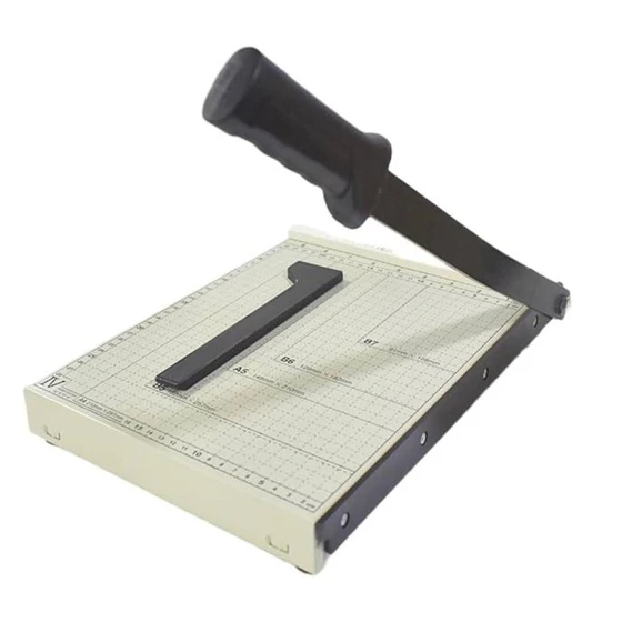 paper-cutter-2.webp