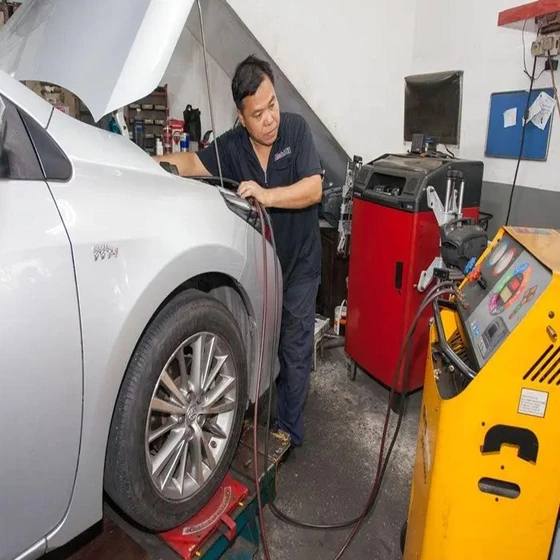 car-aircon-repairing-2.webp
