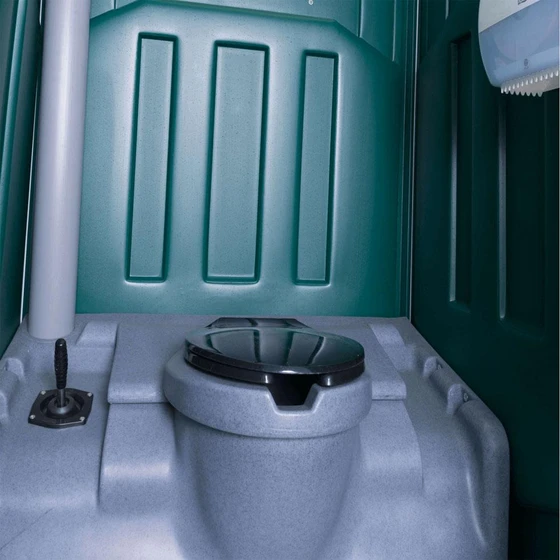 standard-portable-toilets-2.webp