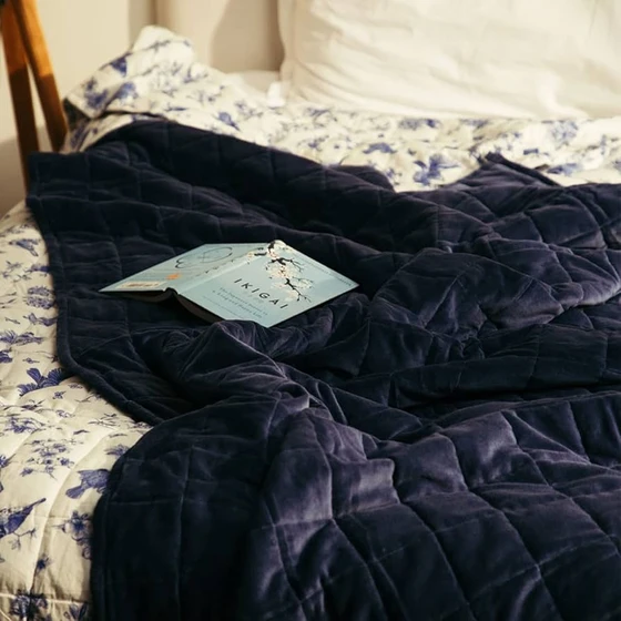 weighted-blanket-mink-1.webp