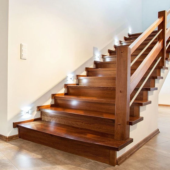 teak-wood-staircase-2.webp