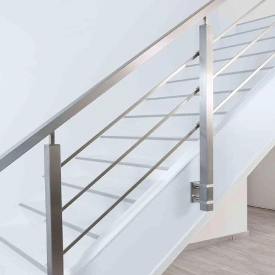 steel-straight-railing-2.webp