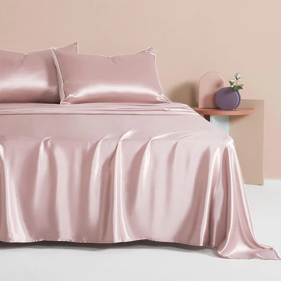 silk-bed-sheets-2.webp