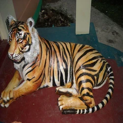 Fiber Tiger Statue