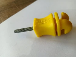 ZATKA MACHINE PLASTIC INSULETOR