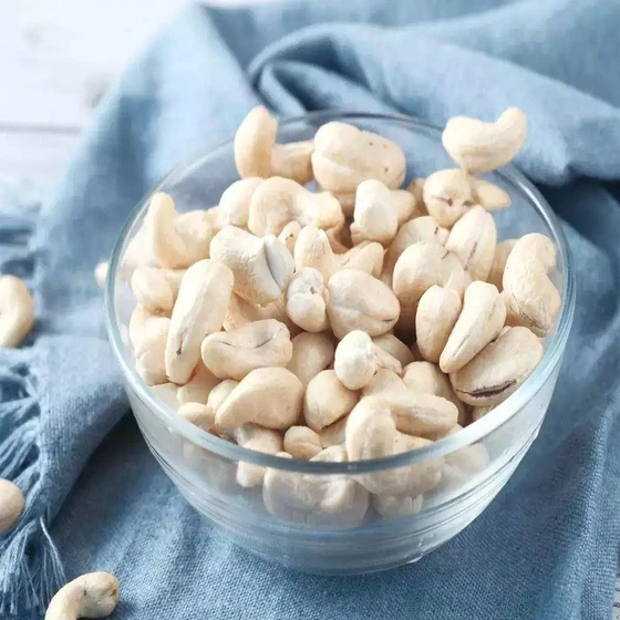 creamy-cashew-nuts-2.webp