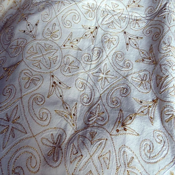 hand-embroidered-fabric-2.webp