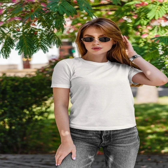 ladies-plain-t-shirt-2.webp