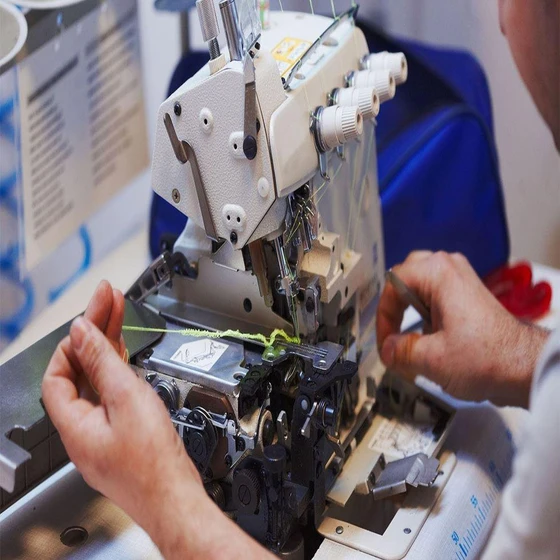 sewing-machine-repairing-service-2.webp