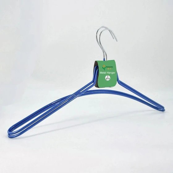pvc-plastic-hanger-2.webp