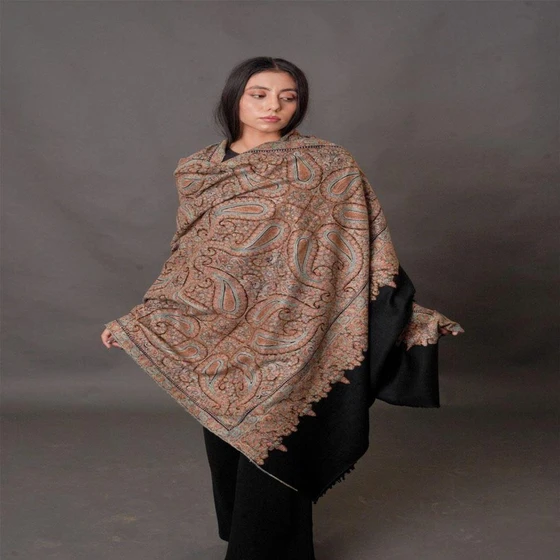 pure-pashmina-shawl-1.webp