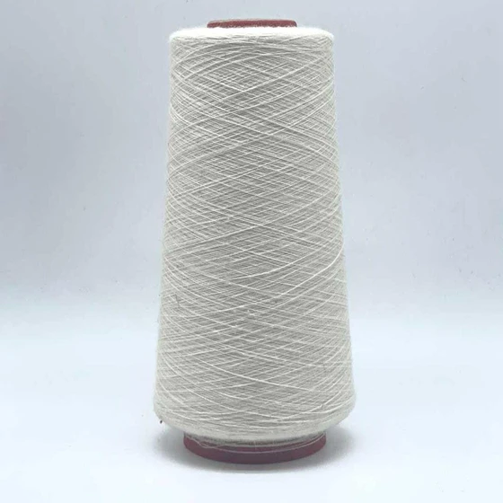 white-polyester-yarn-2.webp