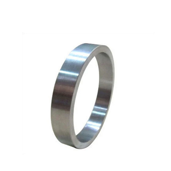 silver-case-wear-ring-2.webp