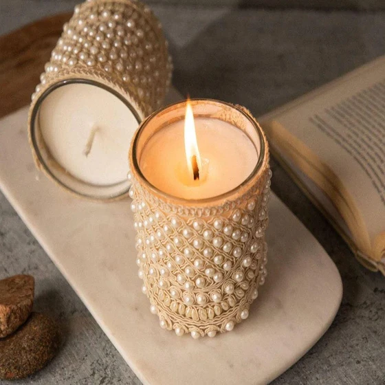 pearl-candle-holder-1.webp