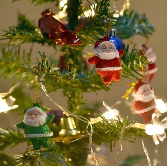 christmas-tree-ornaments-2.webp
