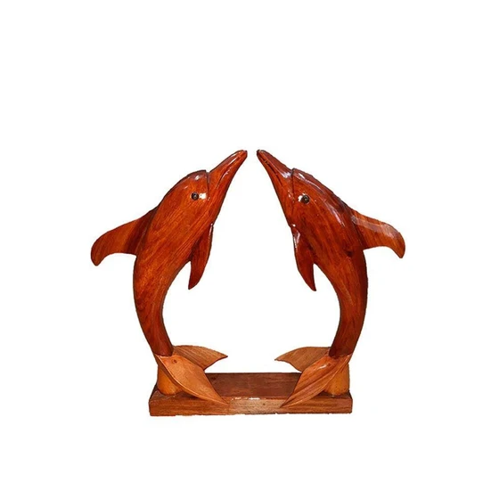 wooden-dolphin-statue-2.webp