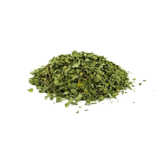 moringa-tea-cut-leaf-2.webp