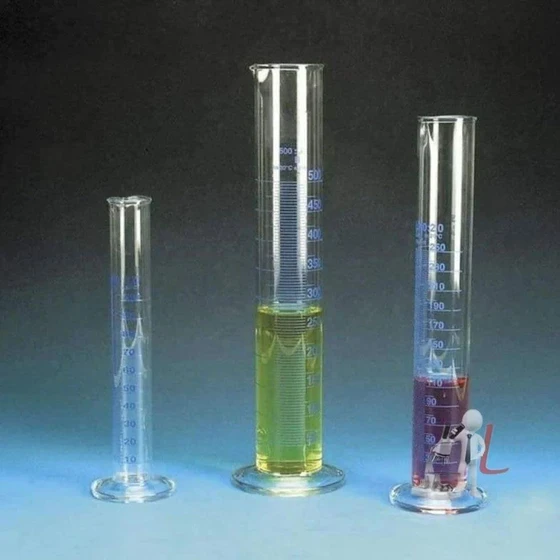 glass-measuring-cylinder-2.webp